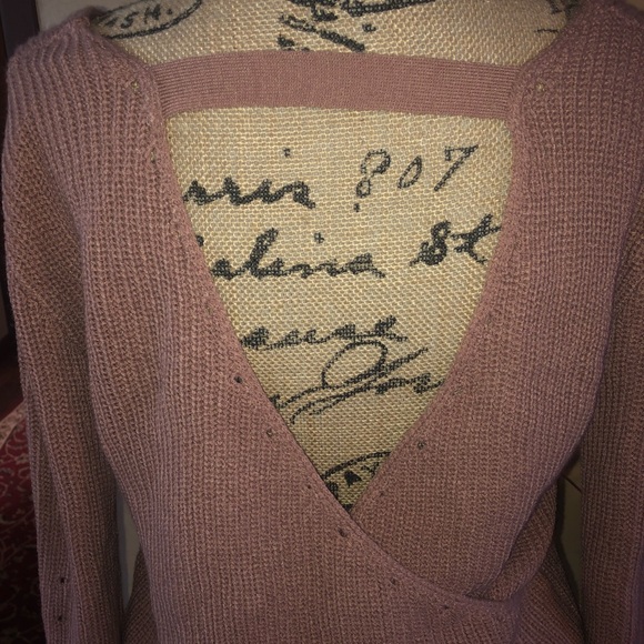 LOVE BY DESIGN Soft & Cozy Tan Knit Open Back V Neck Sweater - Picture 7 of 12